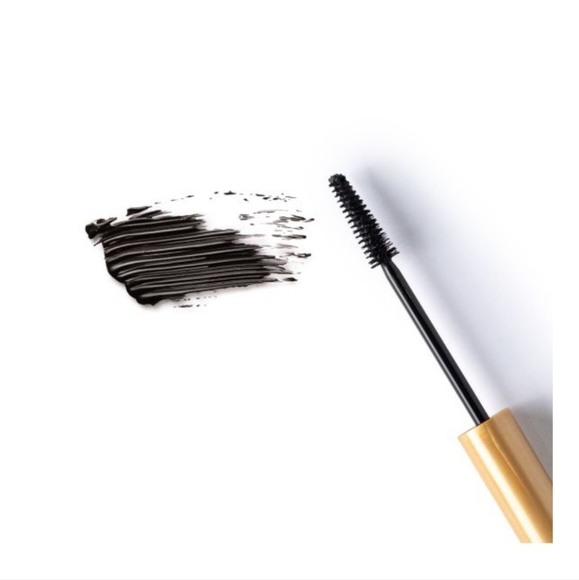 Black LashSense VolumeIntense Mascara by SeneGence - Picture 2 of 7